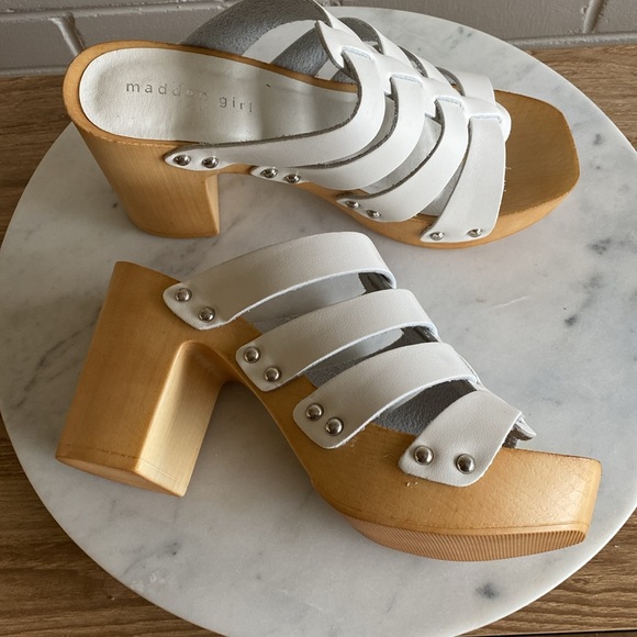 NEW MADDEN GIRL White Straps Platform Slip-On Sandals Clogs Size 7.5 - Picture 8 of 17